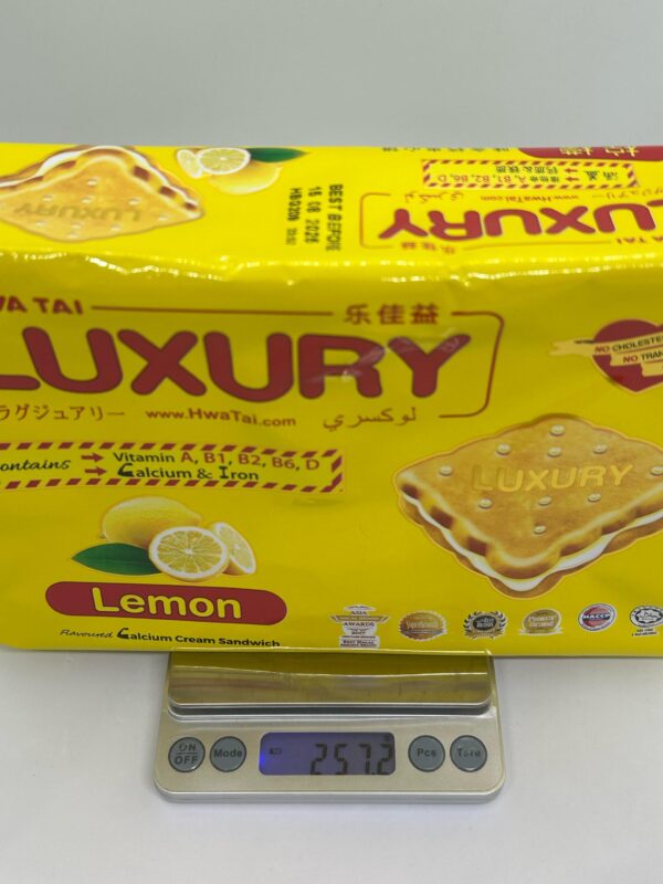 Hwa Tai Luxury Lemon Cream Sandwich (10 pack) - Image 2