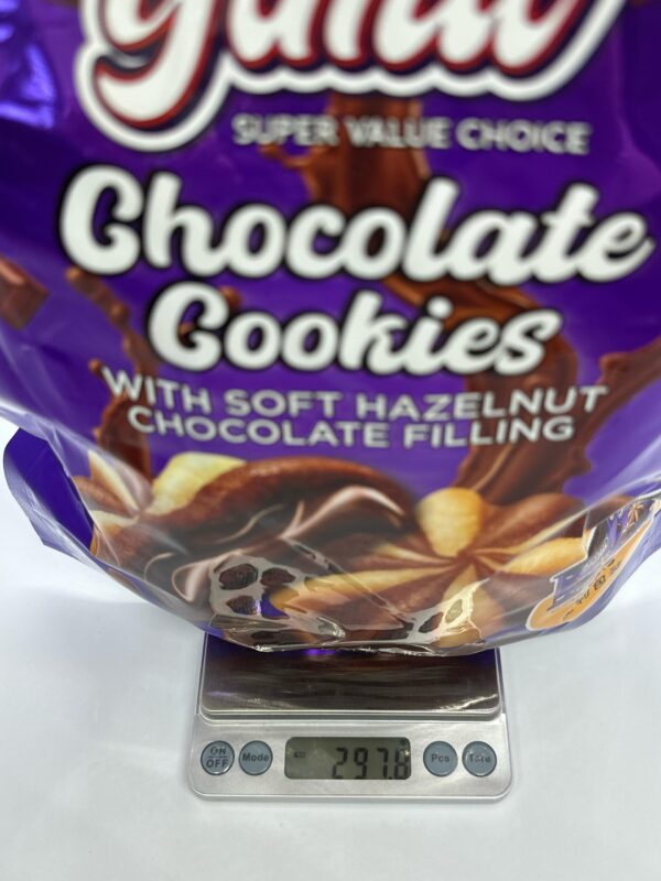 Yum Chocolate Cookies with Hazelnut Chocolate Filling (25 pack) - Image 2